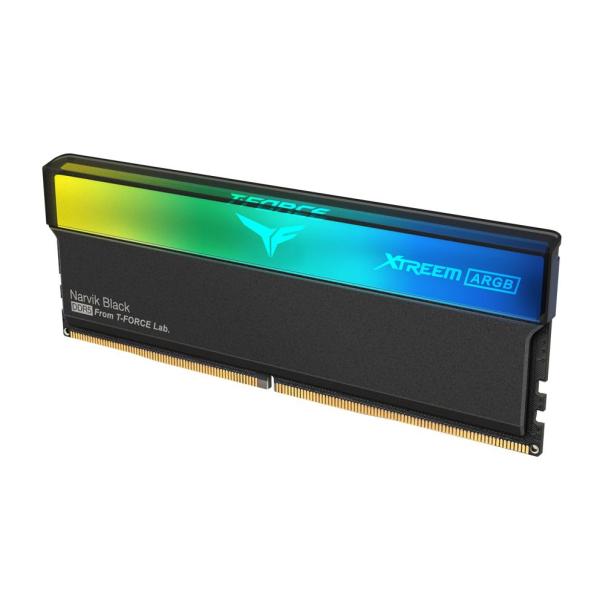 Памет Corsair Vengeance White RGB 32GB(2x16GB) DDR5 6000MHz CL36 CMH32GX5M2E6000C36W